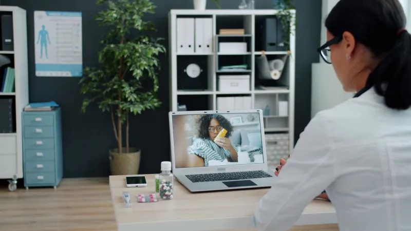 How Digital Pharmacy Records Create a Safety Net That Traditional Pharmacies Often Miss